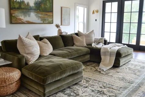 35 Stunning Living Rooms with Green Couches Nc Flag, Dark Green Couches, Stunning Living Rooms, Olive Green Couches, Green Couches, Green Velvet Sofa Living Room, Velvet Couch Living Room, Green Couch Living Room, Next Living Room