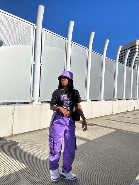 Retro 3s Jordans Outfit, Women Jordan Outfits, Purple Jordan 4 Outfit Women, Dark Purple And Black Outfit, Black And Purple Outfit Streetwear, Sneakerhead Outfits Women, Jordan 3 Purple Outfit, Jordan 3 Iris Outfit, Championship Purple Dunks Outfit