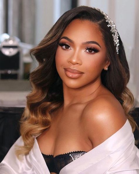 Bride Makeup For Brunettes, Wedding Makeup Light Skin Black Women, Wedding Makeup Mixed Women, Glowy Makeup Wedding, Wedding Glam Makeup Brides, Bridal Makeup Hooded Eyes, Bridal Makeup For Black Women, Wedding Glam Makeup, Wedding Makeup Soft Glam