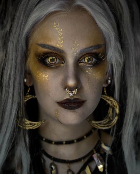 Pagan Makeup, Viking Makeup, Witchy Makeup, Anime Eye Makeup, W.i.t.c.h Aesthetic, Witch Makeup, Sugar Skull Makeup, Graphic Makeup, Alternative Makeup