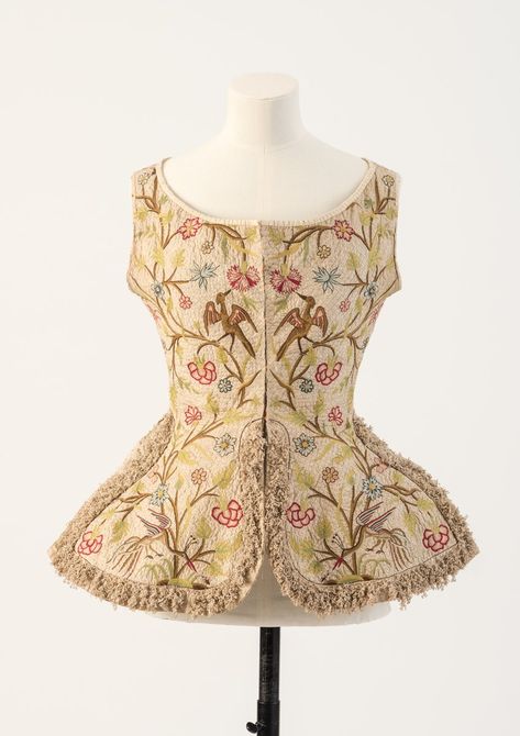 1700s 1700 Fashion, Fashion Museum, History Of Fashion, Womens Waistcoat, 18th Century Dress, Rococo Fashion, 18th Century Clothing, Museum Fashion, 18th Century Fashion