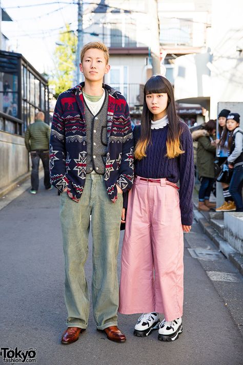 GREAT look. they have this 1970s/retro/preppy/hipster feel to them ... Ryosuke (left, 19 years old) & Megu (right, 18 years old) - both students | 3 February 2016 | #couples #Fashion #Harajuku (原宿) #Shibuya (渋谷) #Tokyo (東京) #Japan (日本) Style Dr Martens, Estilo Harajuku, Estilo Hipster, Japan Fashion Street, Harajuku Street, Harajuku Fashion Street, Juergen Teller, Tokyo Street Fashion, Harajuku Girls