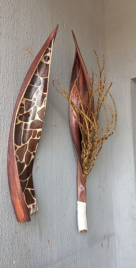 Palm Tree Crafts, Dry Leaf Art, Coconut Flower, Palm Leaf Art, Palm Frond Art, Palm Tree Art, Garden Crafts Diy, Diy Decor Ideas, Home Diy Ideas