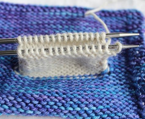 Knitting Pockets, Knitting Help, Knitting Stitches Tutorial, Garter Stitch, Knitting Tutorial, Sock Yarn, Knitting Techniques, Crochet Techniques, Knitting Stitches