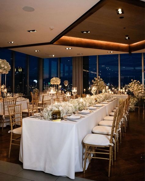 Nyc Rooftop Wedding Aesthetic, City View Wedding, Lavish Wedding, Skyline Wedding, Nyc Wedding Venues, Nyc Rooftop, Rooftop Wedding, Wedding Aesthetic, Floor To Ceiling Windows