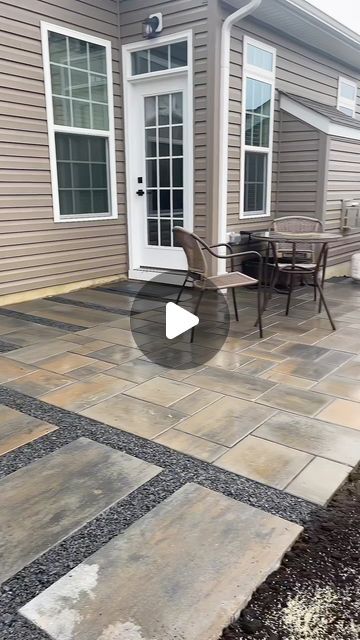 Ez Hardscaping & Landscaping on Instagram: "Here’s how to install a paver patio like a pro 💪🏽" Paver Patio Ideas Diy, How To Paver Patio, Pavers Ideas Backyard, Paver Patio Patterns, Patio Flooring Ideas Outdoor, Garden Pavers Ideas, Front Yard With Parking Space, Extending A Patio With Pavers, Stone And Paver Patio Ideas