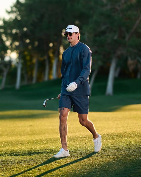 Mens Golfing Outfit, Male Golf Outfit, Men’s Tennis Outfit, Mens Golf Attire, Golf Mens Fashion, Mens Golf Style, Men Golf Outfit Fashion, Golfing Outfits Men, Golf Men Aesthetic