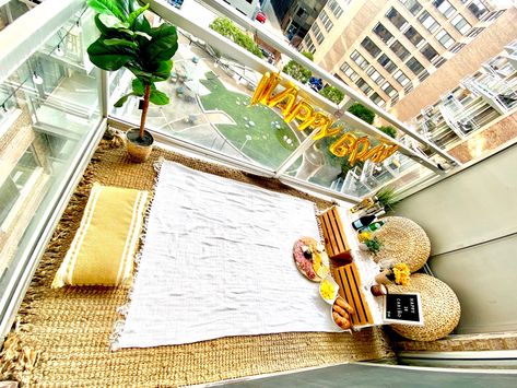 Birthday picnic ideas balcony apartment Balcony Picnic Ideas, Birthday Picnic Ideas, Balcony Picnic, Balcony Apartment, Birthday Picnic, Picnic Ideas, Picnic Date, Picnic Table, Balcony