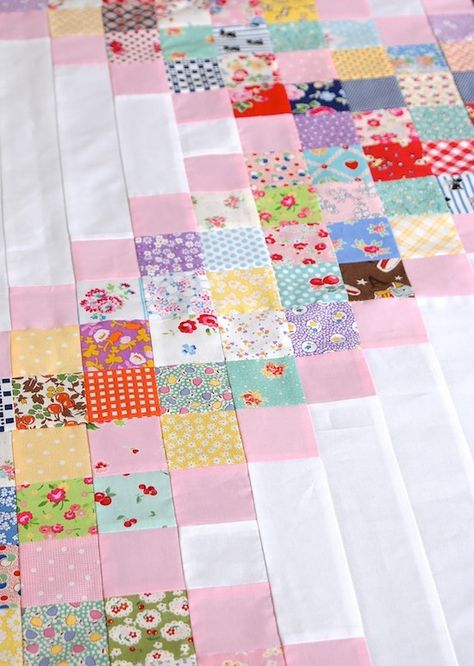 MessyJesse - a quilt blog by Jessie Fincham: Scrappy Irish Chain Quilt Pattern Scrappy Irish Chain Quilt, Scrappy Irish Chain, Irish Chain Quilt Pattern, Postage Stamp Quilt, Irish Chain Quilt, Scrappy Quilts, Quilting Tips, Quilt Block Patterns, Patchwork Quilt