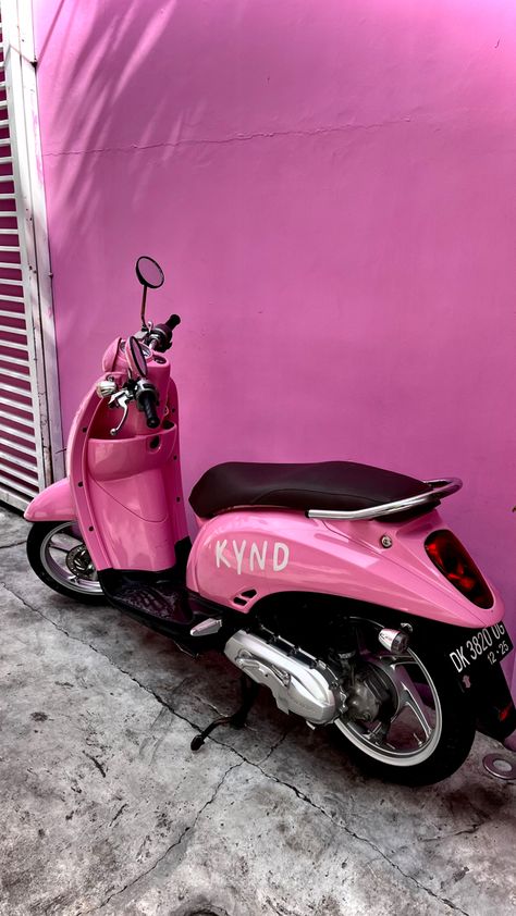 #kynd #bali #scooter #cafe #cute Kynd Bali, Bali Scooter, Pink Scooter, Bali, Indonesia, Cafe, Social Media, Media, Pink