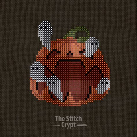 Cross Stitch Patterns On Black Fabric, Spooky Crochet Tapestry, Skull Cross Stitch Pattern Free, Goth Cross Stitch Pattern Free, Pixel Art For Cross Stitch, Cross Stitch Spooky, Crochet Cross Stitch Pattern, Crochet Spooky Pattern, Spooky Cross Stitch Pattern Free