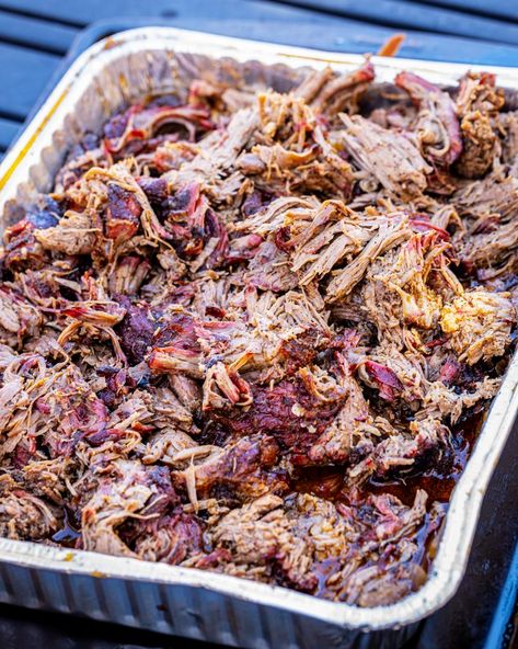 You won't find a dry chuck roast here! Smoked chuck roast is the best alternative to the big boy (smoked brisket) for pulled beef. It's smaller, generally much more affordable per pound, and it takes significantly less time to cook. #pulledbeef #shreddedbeef #smokedbeef #beef Smoked Chuck Roast, Smoked Pork Shoulder, Chuck Roast Recipes, Pulled Beef, Smoked Pulled Pork, Pellet Grill Recipes, Traeger Recipes, Beef Chuck Roast, Smoked Cooking