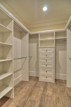 Walk In Closet Layout, Master Closet Ideas, Diy Walk In Closet, Walk In Closet Ideas, Master Closet Design, Closet Planning, Dream Closet Design, Walk In Closet Design, Walking Closet