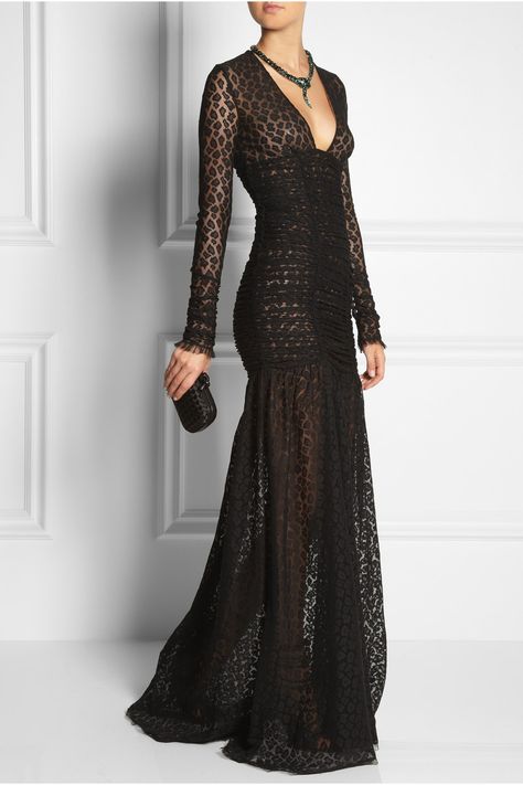 Alessandra Rich gown, Roberto Cavalli snake necklace Aquazzura Shoes, Designer Maxi Dress, Fancy Dresses Long, Elegant Attire, Necklace Ideas, Alessandra Rich, Mommy Style, Snake Necklace, Couture Gowns