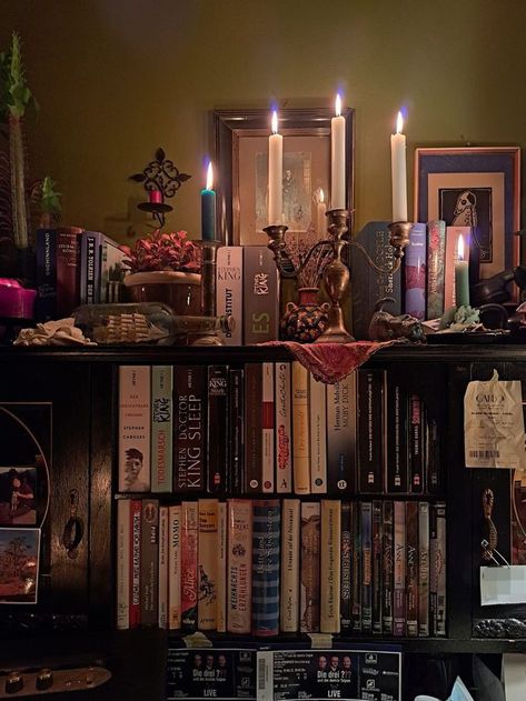 Maximalism, Aesthetic Maximalism, Whimsigoth Witch, Books Bedroom, Moon Decor, Apartment Aesthetic, Witch House, Dream Room Inspiration, Witch Aesthetic