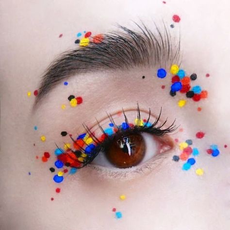 @TrashySoda Fashion Editorial Makeup, Editorial Vogue, Primary Colours, Eye Makeup Art, Design Tattoo, Editorial Makeup, Makeup Goals, Eye Make, Creative Makeup