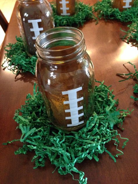 Football centerpiece Planning Sport, Football Centerpieces, Sports Party Centerpieces, Banquet Centerpieces, Cheer Banquet, Football Banquet, Team Snacks, Sports Banquet, Football Baby Shower