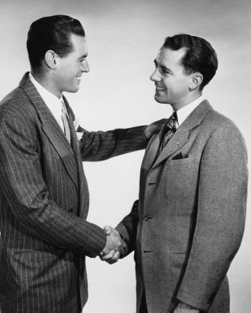 The Complete Guide to Giving a Great Handshake | The Art of Manliness John Adams Quotes, Good Character Traits, Shaking Hands, How To Wear Rings, Art Of Manliness, Two Men, The Hundreds, Every Man, Social Events