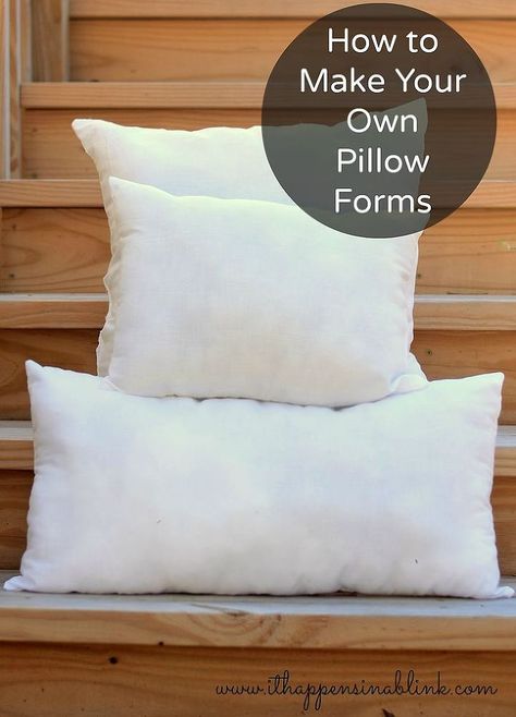 Melanie E's discussion on Hometalk. How to Make Your Own Pillow Forms or Pillow Inserts - Making your own pillow inserts is so easy and cheaper than buying them! Diy Throws, Large Couch Pillows, Make Your Own Pillow, Make A Pillow, Large Couch, Diy Pillow Covers, Diy Couch, Bantal Sofa, Throw Pillow Inserts