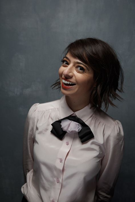 Kate Micucci, Tie For Women, Va Va Voom, Big Bang Theory, Bigbang, Personal Style, Actresses, Celebrities, Photographer