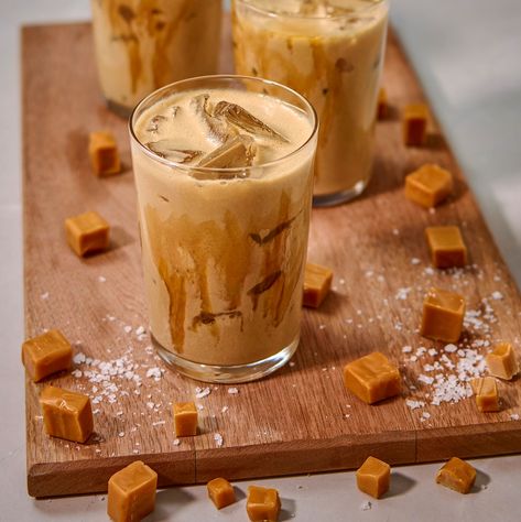 No summer blues when it’s salty caramel infused! 🤤🧋🧊 Our Salted Caramel Iced Latte is a must-have in your shop, a sweet caramel flavor with a hint of salty goodness. Add this flavor to your shop! Visit ibevconcepts.com/blogs/recipes to learn more about our mix formulas for hot, cold & over ice options. . . . . . . #FrappeFlavors #coffeelover #mocafebarista #CoffeeShop #BaristaLife #mocafeusa #baristadaily #Summerdrink #FrappeLovers #cappuccino #cappuccinos #coffeelover #coffeegram #coffe... Baking Photoshoot, Salted Caramel Latte, Caramel Frappe, Caramel Cappuccino, Salted Caramel Coffee, Trendy Drinks, Salted Caramel Recipes, Salty Caramel, Summer Blues