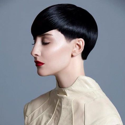 This is #awesome ! #sassoon #sassoonacademy #newcollection #iminlove ❤ #Padgram ผมทรง Long Pixie, Vidal Sassoon, Celebrity Hair, Edgy Hair, Hairstyle Gallery, 인물 사진, Pixie Hairstyles, Hair And Makeup, Great Hair