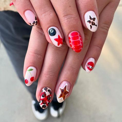 accidentally ghosted u guys sorry❤️‍🩹 - - #nailtech #nails #geloverlay #promnails #nailtech #nails #nailart #summernails #fallnails #nailart #summer #brightnails #cutenails #summernailinspo #nailinspo #utahnails #nailideas #woodscross #bountiful #smallbuisness #halloweennails #handpainted #bountifulnailsalon #woodscrossnailsalon #woodscrosssalon #bows #thanksgivingnails #christmasnails #holidaynails Casino Nails, 2016 Nails Trends, Martini Nails, Detailed Nail Art, Nailart Summer, Nails 2025, Trending Nail Art, Sunny Nails, Teen Nails