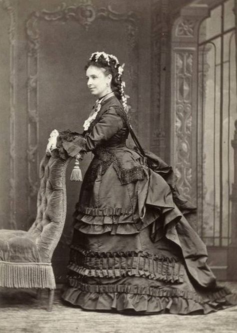 Circa 1873 1870s Photos, Victorian Photography, 1870s Fashion, Early 20s, Victorian Times, Victorian Aesthetic, 1800s Fashion, Victorian Photos, Victorian Costume