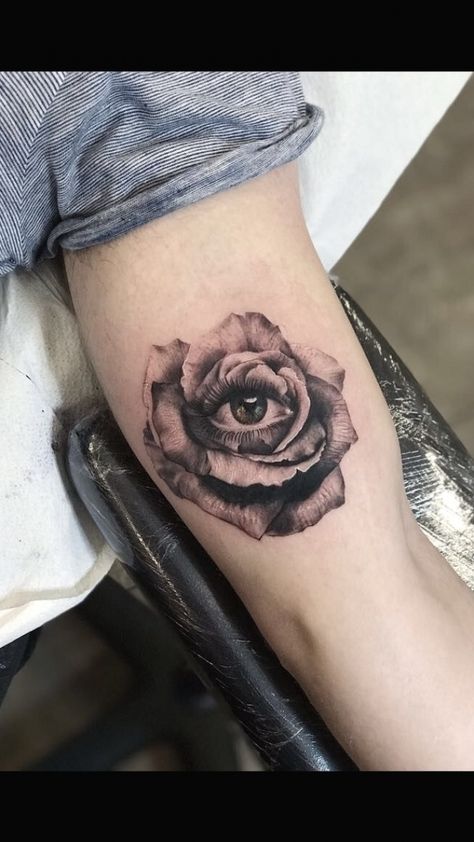 Rose With Eye Tattoo Design, Rose Tattoo With Eye In The Middle, Eye Tattoo Cover Up, Eye With Rose Tattoo, Eye In Rose Tattoo, Flower Eye Tattoo Design, Eyeball Rose Tattoo, Rose Eye Tattoo Design, Eye With Flowers Tattoo