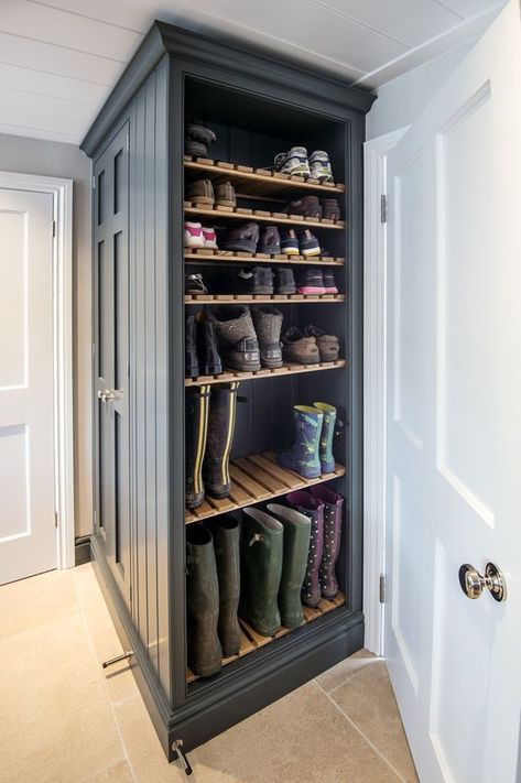 We are in the thick of it here in Boston - snow, sleet, rain, mud, ice - you name it, it happens. I am not going to lie. I have mudroom en... Boot Room Utility, Vstupná Hala, Laundry Room/mud Room, Mudroom Entryway, Mudroom Laundry Room, Mud Room Storage, Mudroom Design, Boot Room, Laundry Room Storage