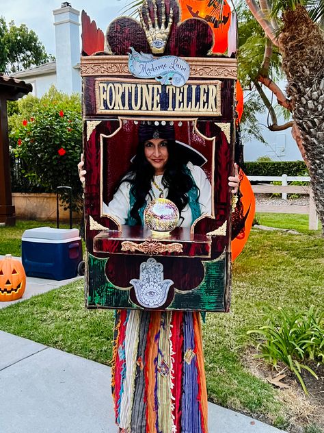 Carnival Themed Halloween Costumes, Zoltar Fortune Teller Costume, Halloween Carnival Costumes, Carnevil Halloween Costumes, Palm Reader Costume, Circus Halloween Costumes Women, Circus Freakshow Costumes, Freakshow Costume Ideas, Diy Circus Costume Women