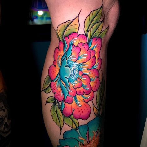 Bright colorful peony tattoo Jon Leighton on Instagram: “Totally forgot to post this peony @fusion_ink @fusionink_pro @heliostattoo @secondskintac @fkirons  #inkedmag #inkedmagazine #fkirons…” Pink Sleeve Tattoo, Colorful Traditional Tattoo, Bright Color Tattoo, Peonie Tattoo Color, Colorful Peony Tattoo, Bright Color Tattoos For Women, Vibrant Flower Tattoo, Bright Vibrant Tattoos, Colour Peony Tattoo