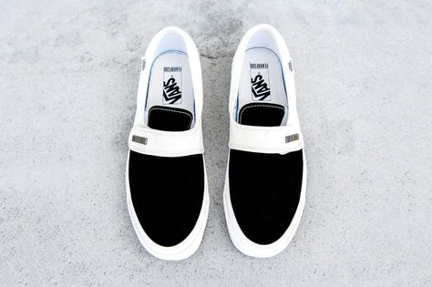 Fear of God Teases Another Colorway of Its Vans Classic Slip-On Collab Vans Slip On Black, Vans Shoes Fashion, Style Vans, Image Swag, Vans Style, Hype Shoes, Vans Slip On, Swag Shoes, Fear Of God