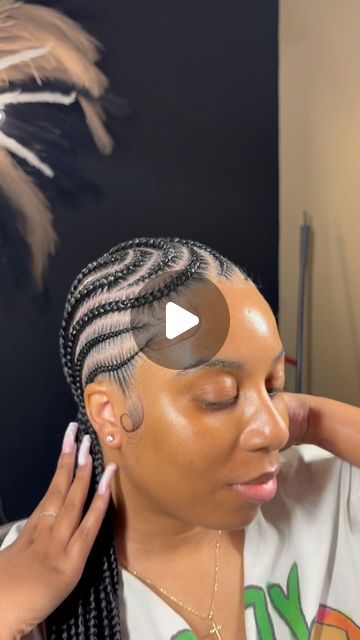 Houston Stitch Braids on Instagram: "So pretty!!!! Look at all this HAIR & my client is GORGEOUS! come on skinnn  MAY books are officially open!!!  Style: SIGNATURE   More on my TIKTOK : ttaystouch  #houstonhair #houstontxhairstylist #houstonhairstylist #atlhair #atlstitchbraids #houstonstitchbraids #ttaystouch #houstonknotlessbraids #stitchclasses #braidingclasses" Switch Braids Hairstyles, Straight Cornrows Braids For Black Women, One Layer Braids Black Hairstyles, Two Stands Hairstyles, Braided Cornrow Hairstyles 2024, Eight Stitch Braids, 9 Stitch Braids, Free Style Braids For Black Women, Regular Cornrow Braids