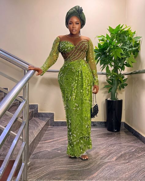 Get Ready To Slay With These 10 #AsoEbiBella Looks Beaded Aso Ebi Styles, Nigerian Lace Dress Styles Traditional Weddings, Beaded Lace Styles Asoebi, Lace Asoebi Gown Styles, Pola Payet, Wedding Asoebi, Asoebi Lace Styles, Wife Dress, Nigerian Dress Styles