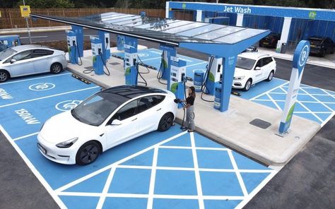 EV charging forecourt in UK Car Wash Systems, Hydrogen Car, Electric Charging Stations, Car Charging Stations, Electric Car Charging, Car Station, Ev Chargers, Ev Charging Stations, Photo Wall Gallery