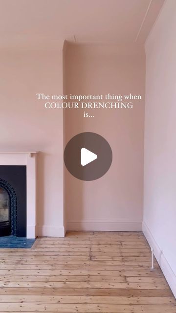 Derya Berber on Instagram: "I receive so many questions about whether you can colour drench a small space or a space with low ceilings. In my opinion you can colour drench any space. The most important thing to remember is that its impact will depend on the colour you choose to use. If you are committing to drenching a room in one colour, you need to make sure that it’s a colour you love and that will give your room the feeling you want. Colour drenching a room in a light colour can be as effective as using a dark or bright colour. Have you tried colour drenching? If so, which colour have you used? X . . . . . #colourdrenching #interiordesign #design #decor #decorating #painting #renovation #homedecor #trending #colourdrench #colourfulhome #myhome #farrowandball #colourinspo #decorinspo #d Paint Room All One Color, Low Light Paint Colors Dark Rooms, Drenching A Room, Colour Drench Bedrooms, Colour Drenching Living Room, Color Drenched Room, Colour Drenching Interiors, Colour Drenched Living Room, Colour Drenching Bedroom