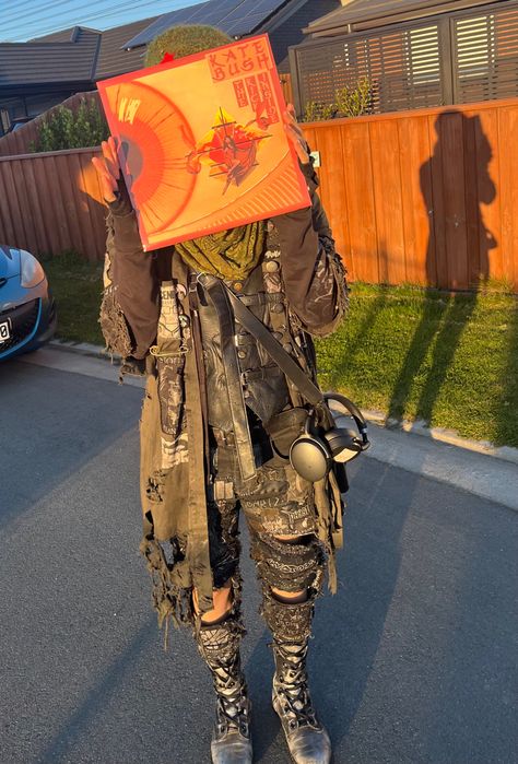 Crusty Outfits, Pirate Punk Fashion, Salvage Punk Aesthetic, Punk Apocalypse Outfit, Distressed Outfit Grunge, Punk Wheelchair, Crust Punk Hoodie, Anarchist Outfit, Trashcore Fashion