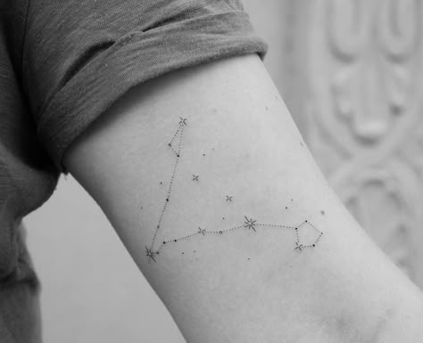 Pisces constellation tattoo in fine line Galaxy Tattoo Ideas, Tattoo Ideas Astrology, Star Constellation Tattoo, Pisces Constellation Tattoo, Fine Line Tattoo Ideas, Pisces Tattoo Designs, Line Tattoo Ideas, Pisces Constellation, Constellation Tattoo