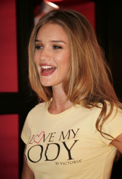 Rosie Huntington Whiteley Hair, Rose Huntington, Rosie Alice Huntington Whiteley, Rosie Huntington Whiteley Style, Rosie Huntington, Devon England, Jessica Rabbit, Huntington Whiteley, Rosie Huntington Whiteley