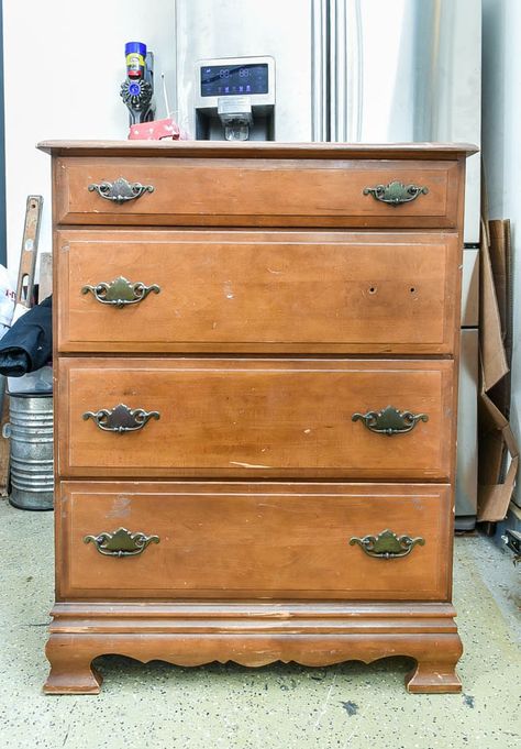 Transform and modernize a dated 80's dresser into the perfect distressed chest! #paintedfurniture #furnituremakeover #diyfurniture #milkpaint #generalfinishes #distressedfurniture #bluefurniture #thriftymakeover 80s Dresser Makeover, Milk Paint Dresser, Refinished Dresser Diy, Dresser Remodel, Modern Dresser Makeover, Dresser Flips, Stained Dresser, Chest Of Drawers Makeover, Maple Furniture