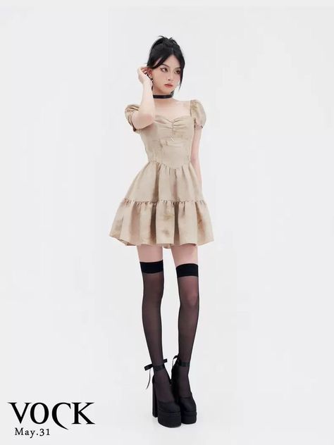 Beautiful Model Poses, Pose In Short Dress, Pose Reference Dress, Kpop Fashion Outfits Stage, Vintage Skincare, Formal Streetwear, Dress Reference, Outfit Kpop, Revealing Dress