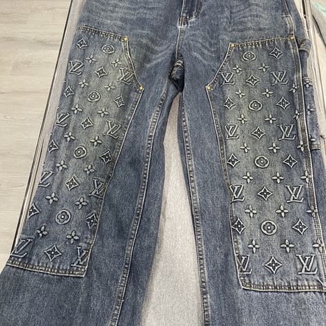 Louis Vuitton jeans Lv Jeans, Louis Vuitton Jeans, Mood Pics, Jeans Shop, Men's Fashion, Louis Vuitton, Jewelry Watches, Plus Fashion, Outfit Inspo