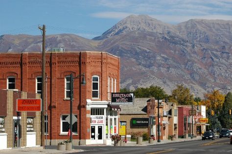 Main Street in Lehi...Cruising in the Mustang! Utah Trip, Lehi Utah, America Photo, Watermelon Sugar, Lovely Places, Utah Usa, Utah Photography, Happy Valley, Cub Scouts