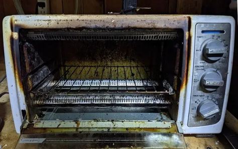 One of the Best Ways to Clean a Toaster Oven. We Used Baking Soda! – Family Guide Central Deep Clean Toaster Oven, Toaster Oven Cleaning Hacks, How To Clean Toaster Oven Glass Door, How To Clean A Toaster Oven Inside, Cleaning Toaster Oven, How To Clean Air Fryer Toaster Oven, How To Clean Toaster Oven, Clean Toaster Oven, How To Clean Toaster