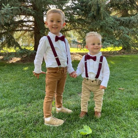 Jeans And Suspenders, Groom Suspenders, Wedding Outfit For Boys, Suspenders For Kids, Suspenders Wedding, Tall People, Family Shoot, Tennessee Wedding, Fall Family Photos