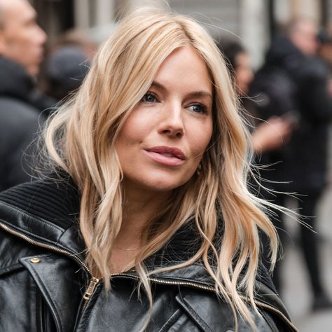 The Kitty Cut Is Going to Be 2024’s Most Popular Hair Trend | Glamour Blonde Hair 40 Year Old Over 40, Blonde Hair Styles 2024, Low Lights Vs Highlights Blonde, One Colour Blonde Hair, Sienna Miller Long Hair, Pale Honey Blonde Hair, Blonde Highlights 2024 Trends, 2024 Celebrity Hair Trends, Sienna Miller Hair 2024