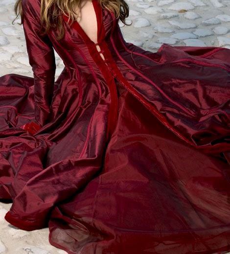 Aesthetic Scarlet Witch, Scarlet Witch Aesthetic, Wanda Maximoff Aesthetic, Asgardian Dress, Witch Aesthetic Outfit, Wanda Maximoff Scarlet Witch, Witch Dress, Witch Outfit, Medieval Dress