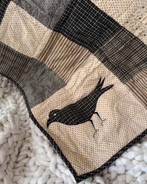 Delighted! Thank you @sweetcottagecharm "Sharing some stills with you all this Sunday of this beautiful kettle grove crow and star quilted throw and pillow from @thevillagecountrystore oh I am looking so forward to fall" #CountryLiving #patchwork #prettyinprim #ShopSmallBusiness #countrylife #cozyhome #Quilts #farmhouse Kettle Grove Crow Quilted Throw & Pillow ♥ Black Background Quilts, Dark Academia Quilt, Black And White Quilts Patterns Ideas, Raven Quilt, Crow Quilt, Quilted Throw Pillow, Black Quilts, Farmhouse Quilts, Black And White Quilts