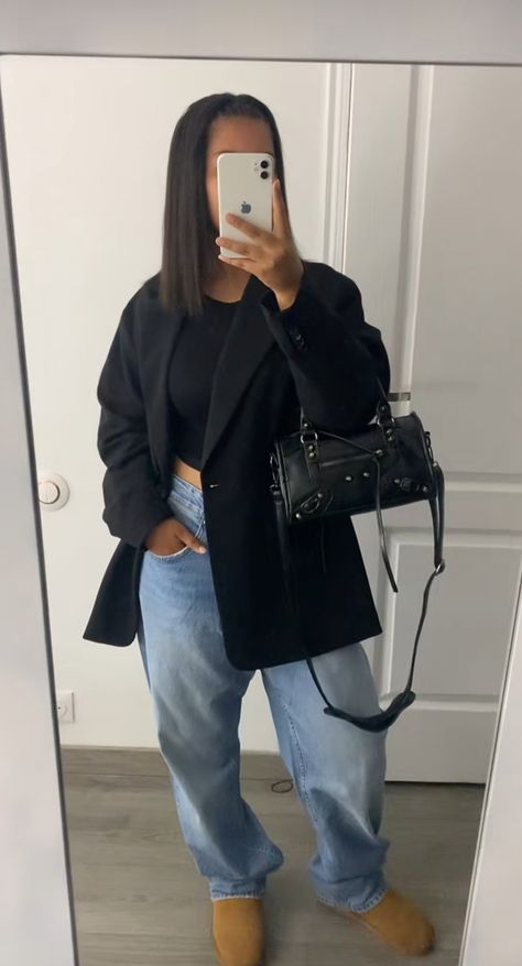 Ootd Blazer Noir, Blazer Noir Outfit, Outfit Blazer Noir, Lounge Wear Winter, Ootd Blazer, Modest Outfits Muslim, Outfit With Uggs, Zara Drip, Outfit Zara